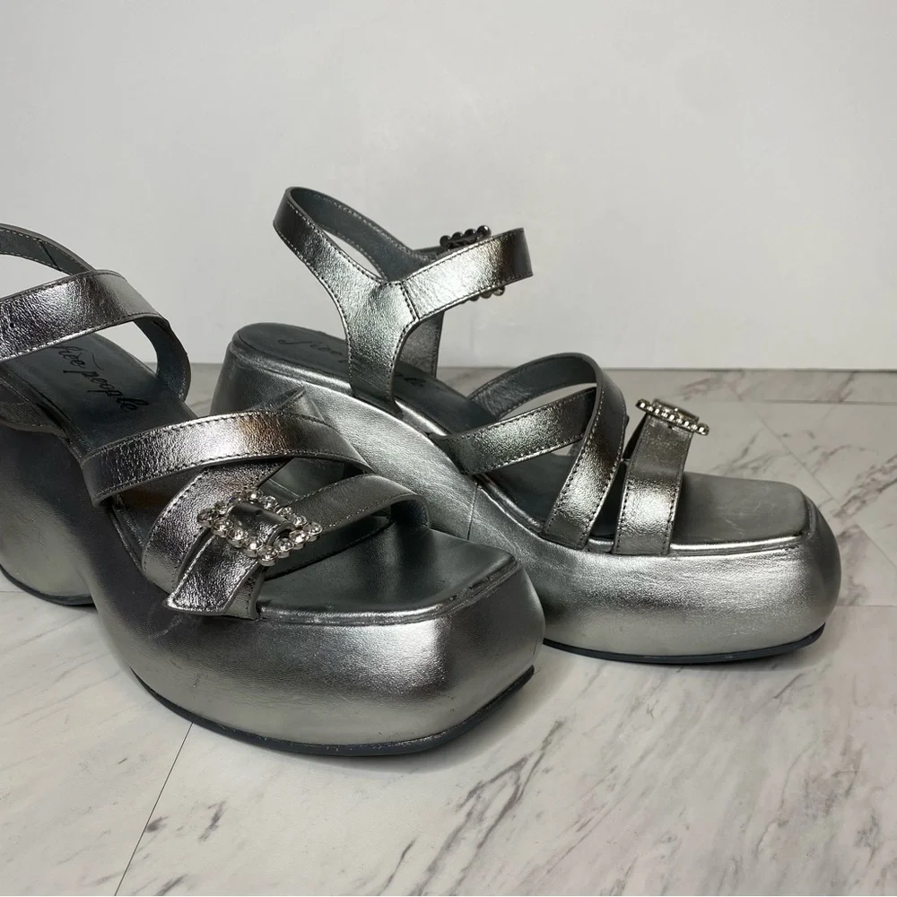 New! Free People Brooklyn Silver Leather Ankle Strap Sandal 9 1/2